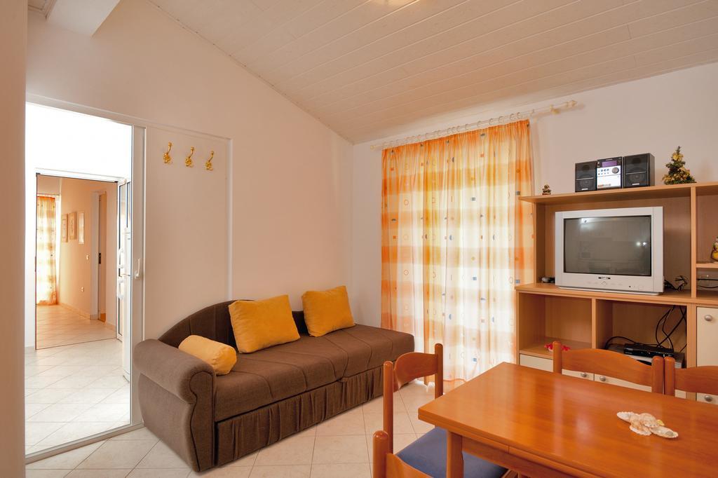 Beach Resort Apartments Bucina บาชกาโวดา ภายนอก รูปภาพ