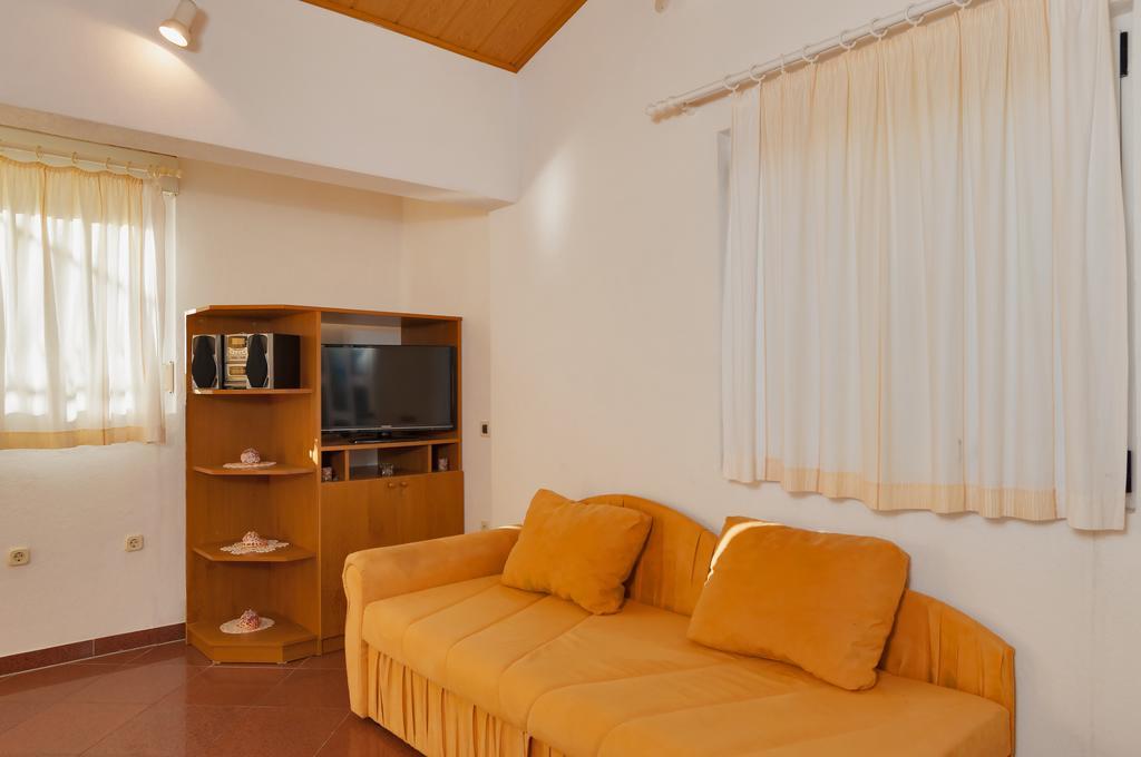 Beach Resort Apartments Bucina บาชกาโวดา ภายนอก รูปภาพ