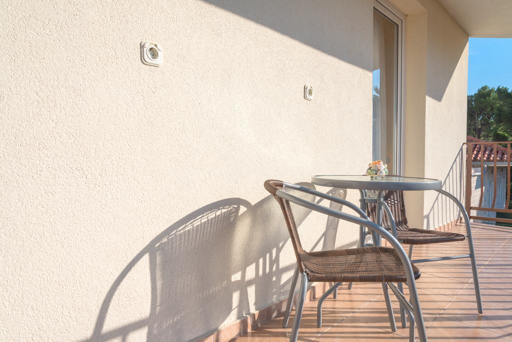 Beach Resort Apartments Bucina บาชกาโวดา ภายนอก รูปภาพ