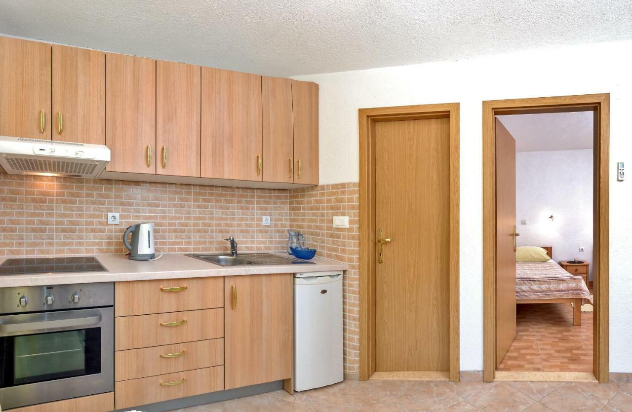 Beach Resort Apartments Bucina บาชกาโวดา ภายนอก รูปภาพ