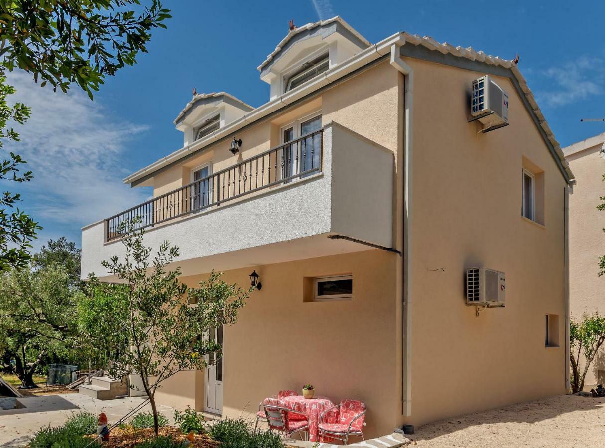 Beach Resort Apartments Bucina บาชกาโวดา ภายนอก รูปภาพ